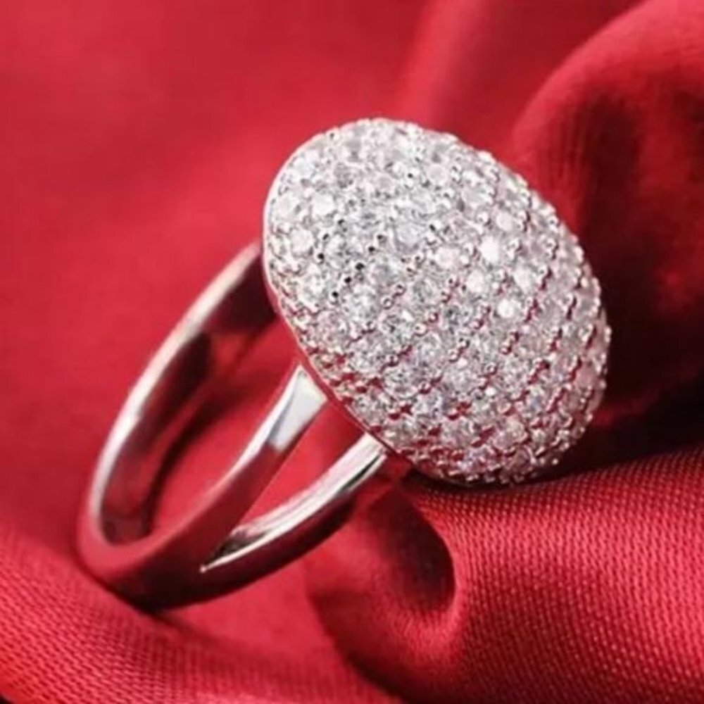 NEW 925 SILVER DIAMOND ENGAGEMENT RING, CUTE RING, SHINY RING. - Picture 2 of 7